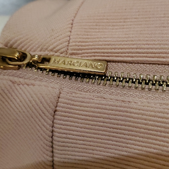 Marciano Dress 👗 - Picture 5 of 9